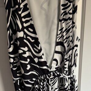Donna Morgan, Black/White Maxi Wrap Dress
